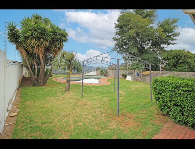 3 BEDROOM HOUSE FOR SALE IN KENSINGTON